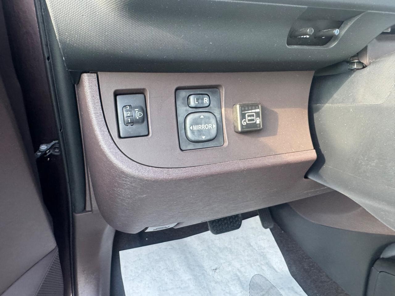 Toyota iQ 1.0 GPL E AUTOMATICA