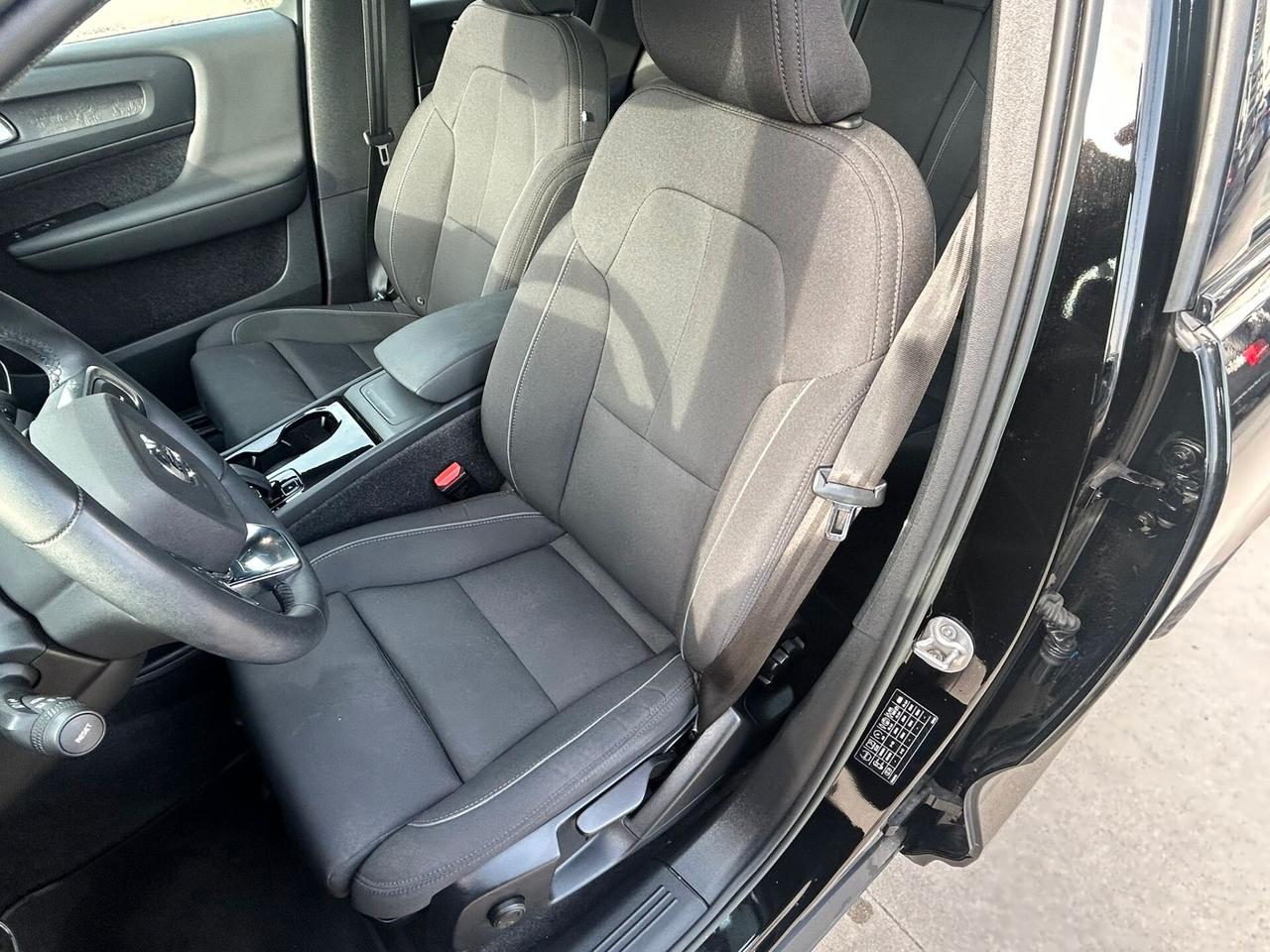 Volvo XC40 single motor - ANCHE PER NEOPATENTATI