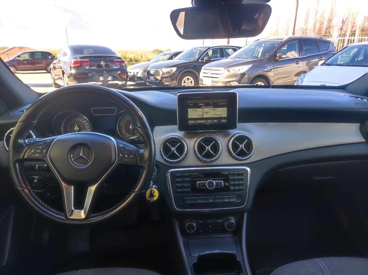 Mercedes-benz GLA 200 CDI Automatic Sport