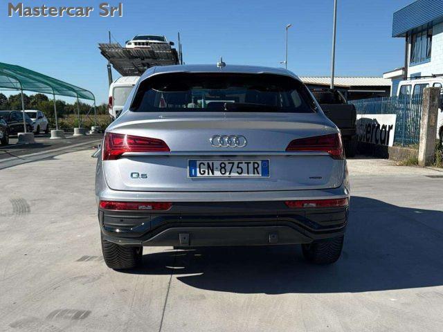 AUDI Q5 Sportback 40 2.0 tdi Advanced 4x4 s-tronic GN875TR