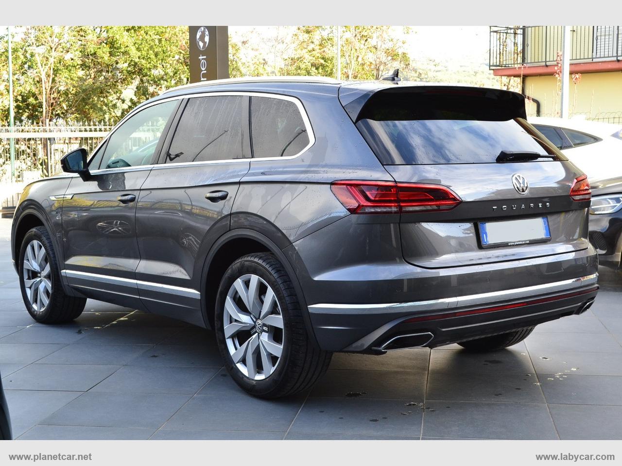 VOLKSWAGEN Touareg 3.0 TDI Advanced