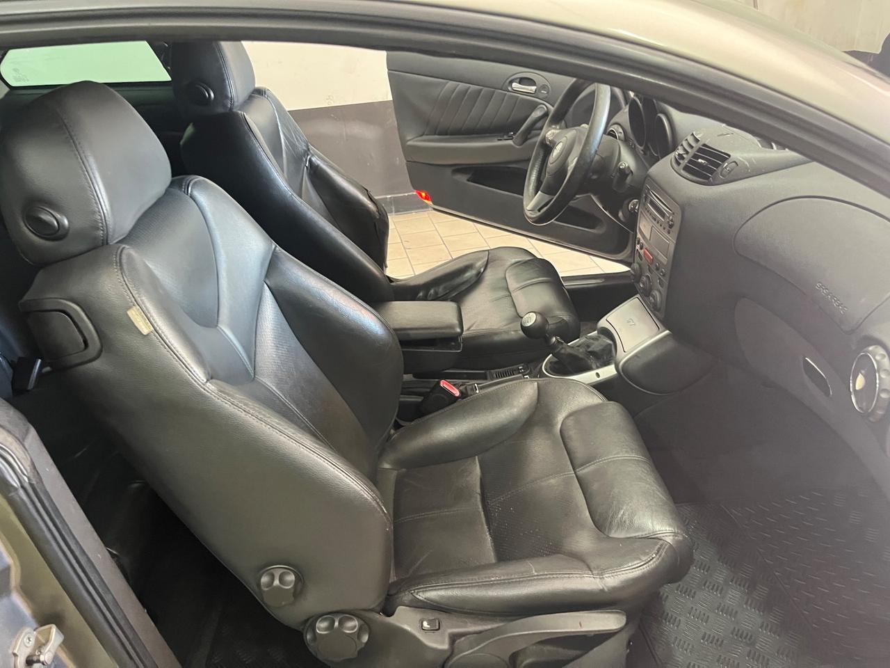 Alfa Romeo GT 1.9 MJT optional 2005