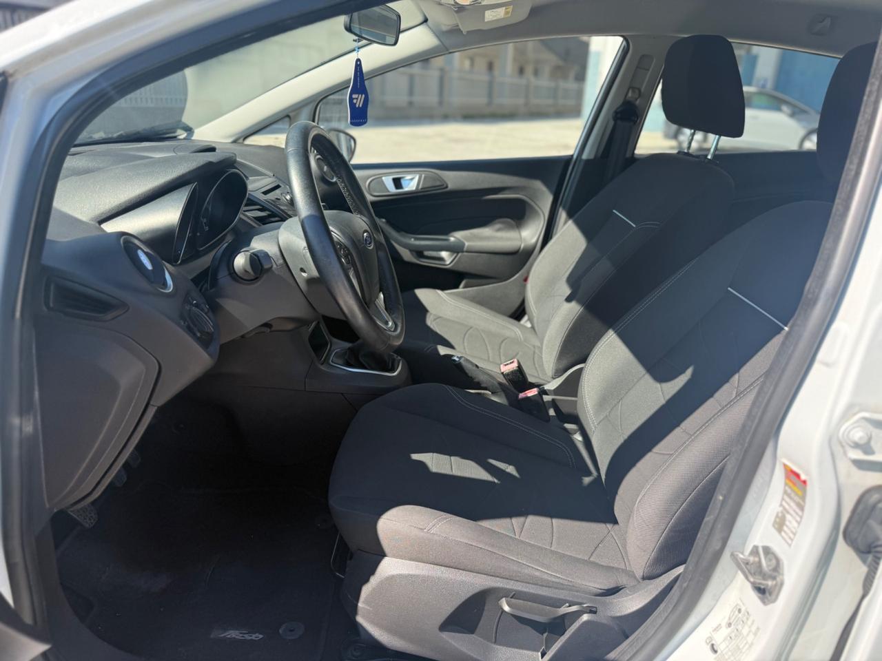 Ford Fiesta 1.2 60CV 5 porte Titanium unico pro. 30.000km