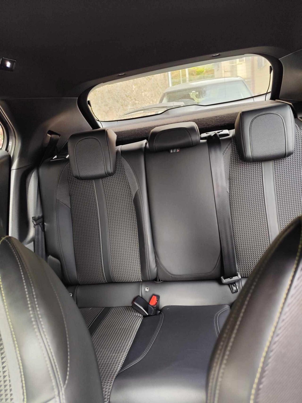 Peugeot 2008 BlueHDi 100 S&S GT Line