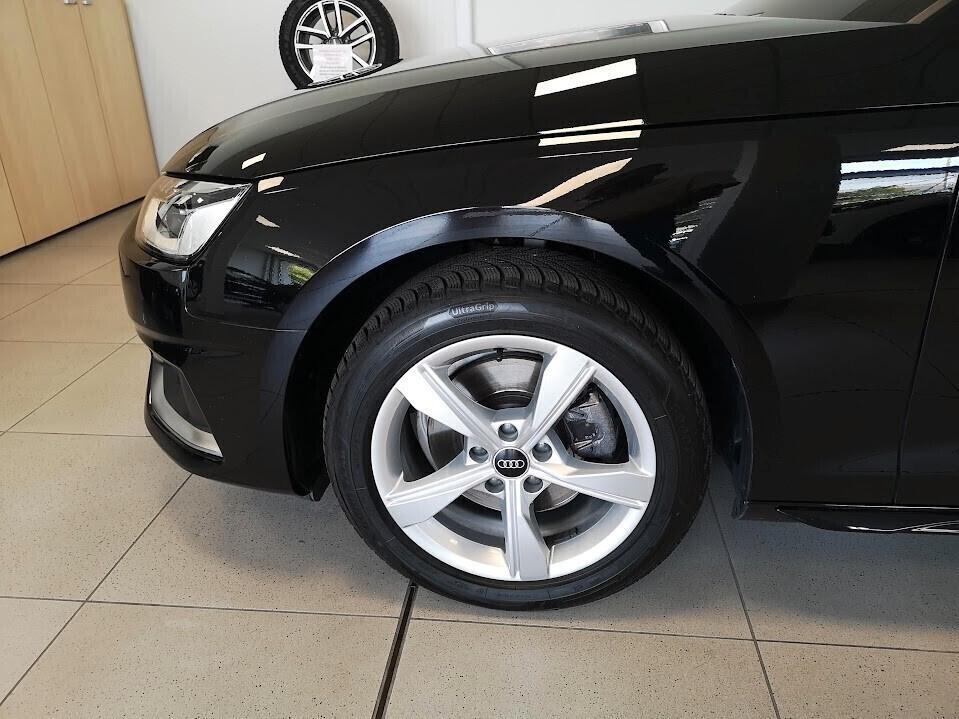 Audi A4 Avant 30 TDI/136 CV S tronic Business Advanced