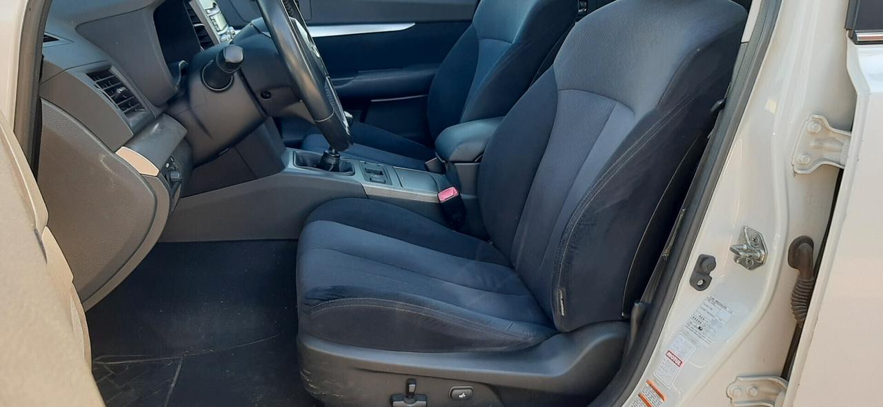 SUBARU OUTBACK 2.5i Bi-Fuel Trend