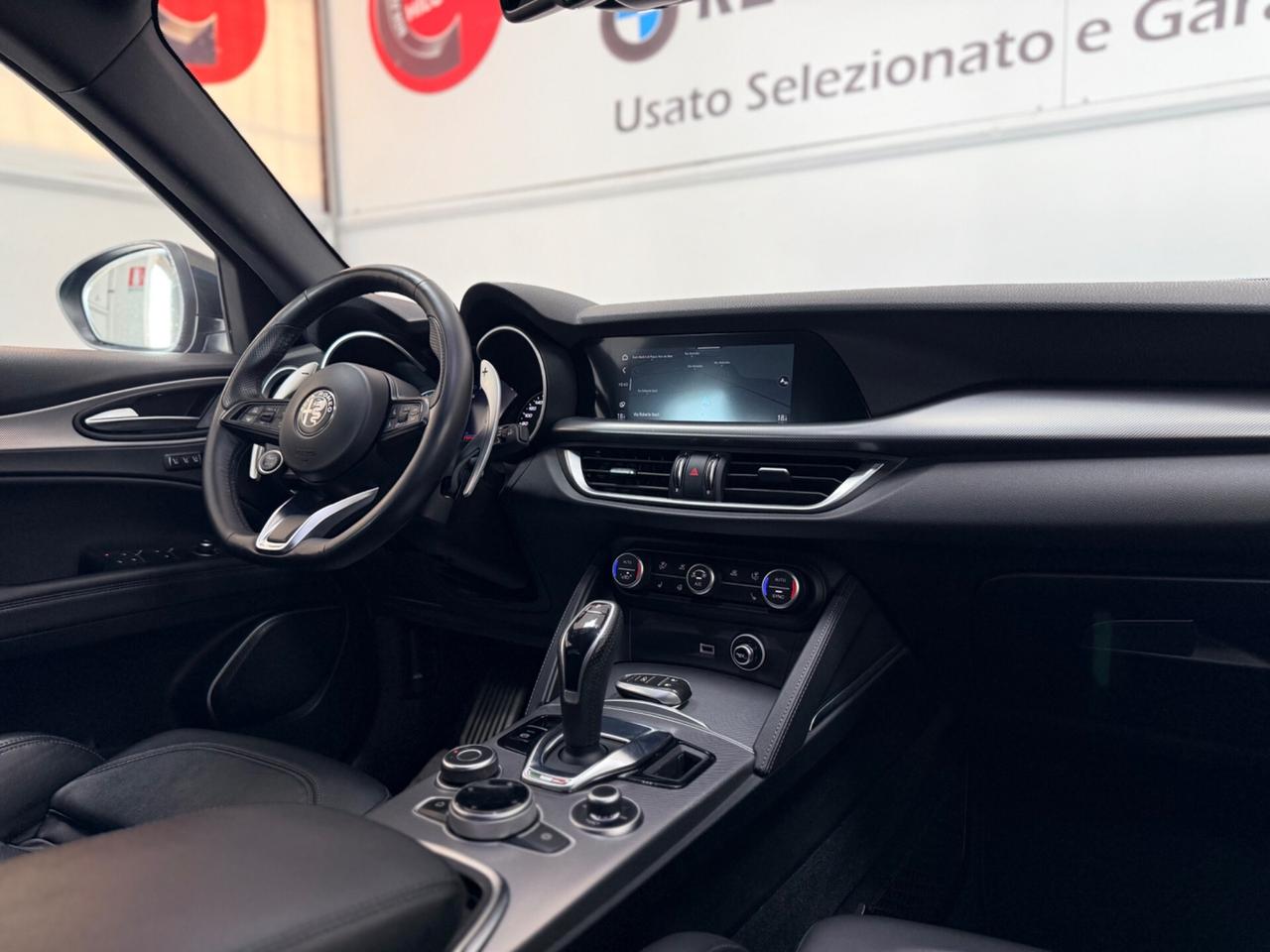 Alfa Romeo Stelvio 2.2 TD 210 CV AT8 Q4 Veloce MY21 EURO 6D TEMP