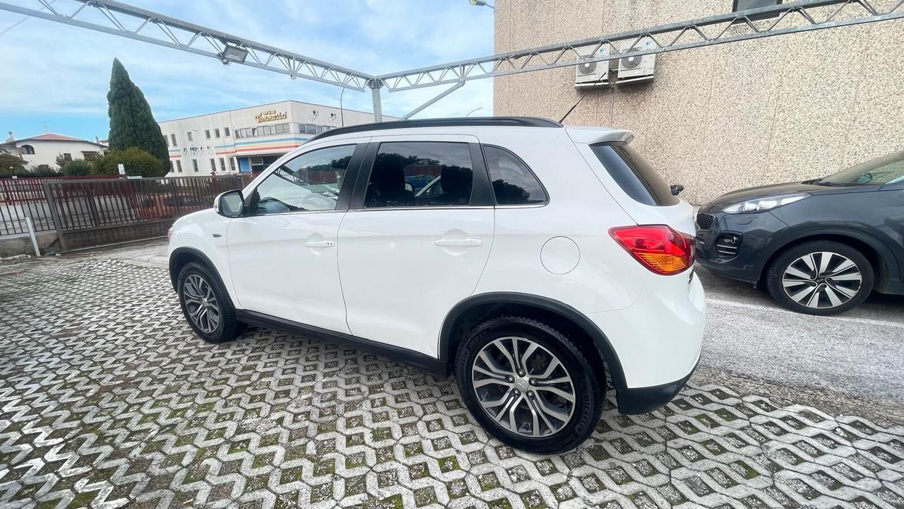 Mitsubishi ASX 1.6 DI-D 114 CV 4WD Intense