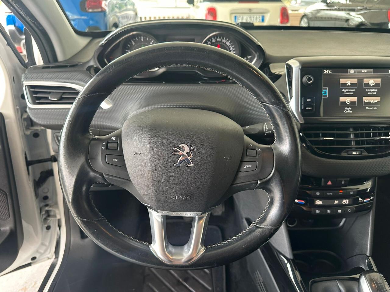 Peugeot 2008 BlueHDi 100 Allure 2016