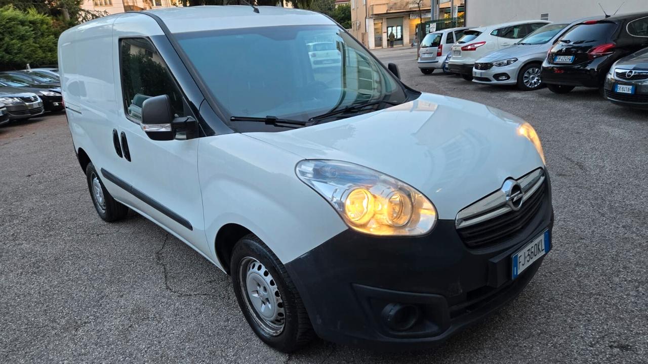 Opel Combo 1.6 CDTI 105CV Van (1000kg)Diesel E6