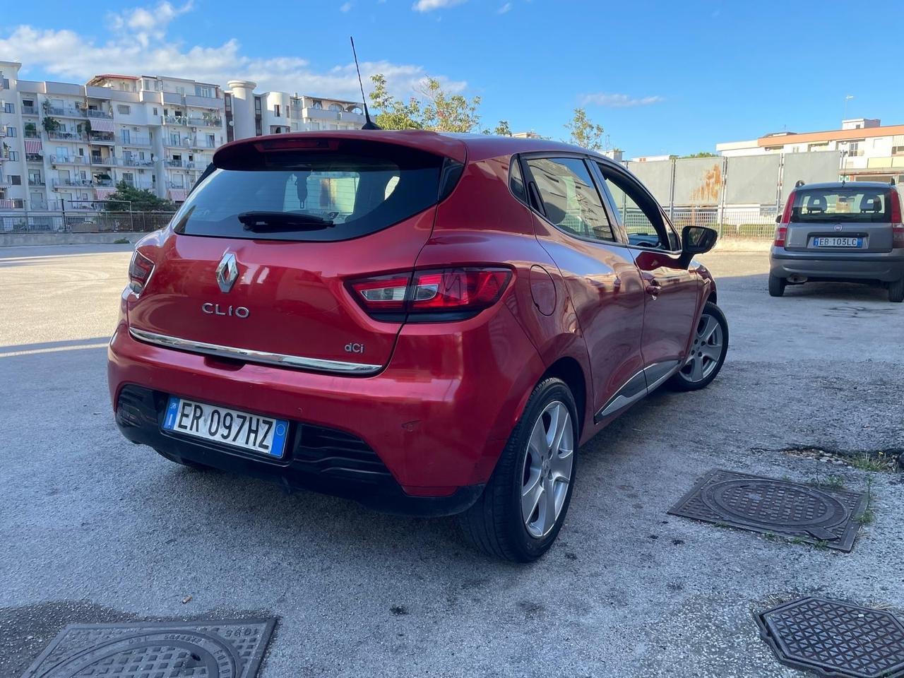 Renault Clio 1.5 dCi 8V 90CV 5 porte Costume National Full