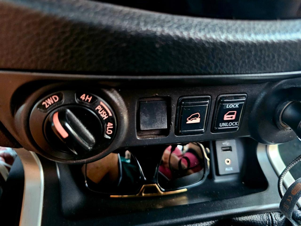 Nissan Navara 2.5 dCi 190CV 4 porte Double Cab Sport