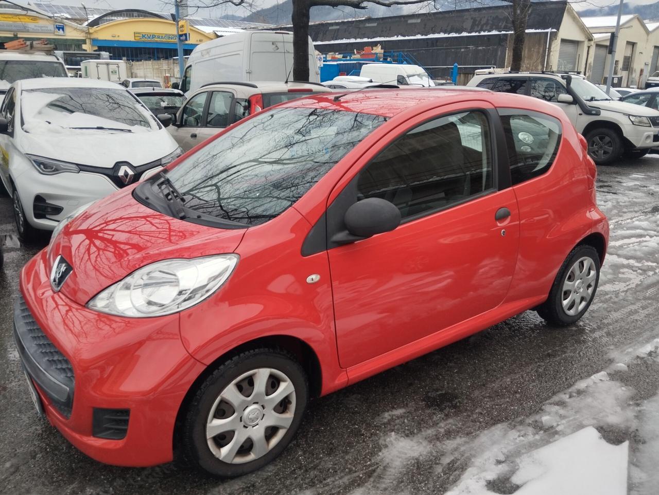 Peugeot 107 1.0 68CV 3p. Plaisir