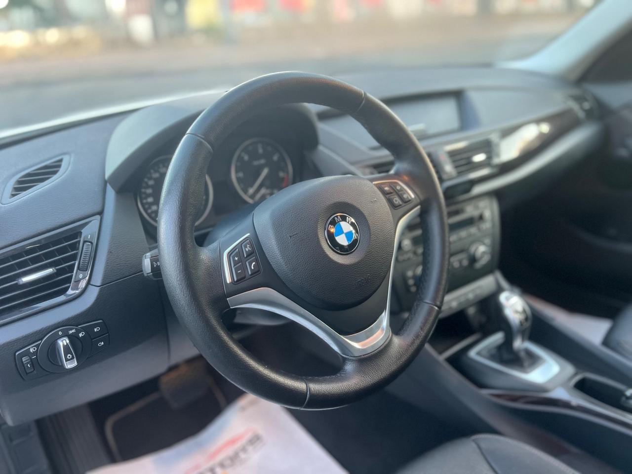 BMW X1 sDrive18d X Line - 12/2013