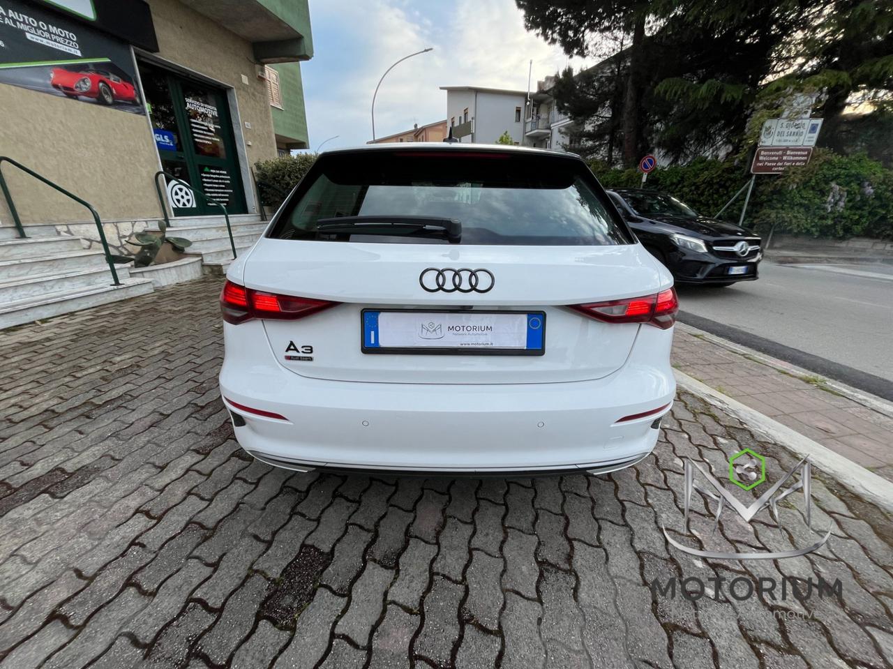 Audi A3 Sportback 35 1.5 tfsi S line edition