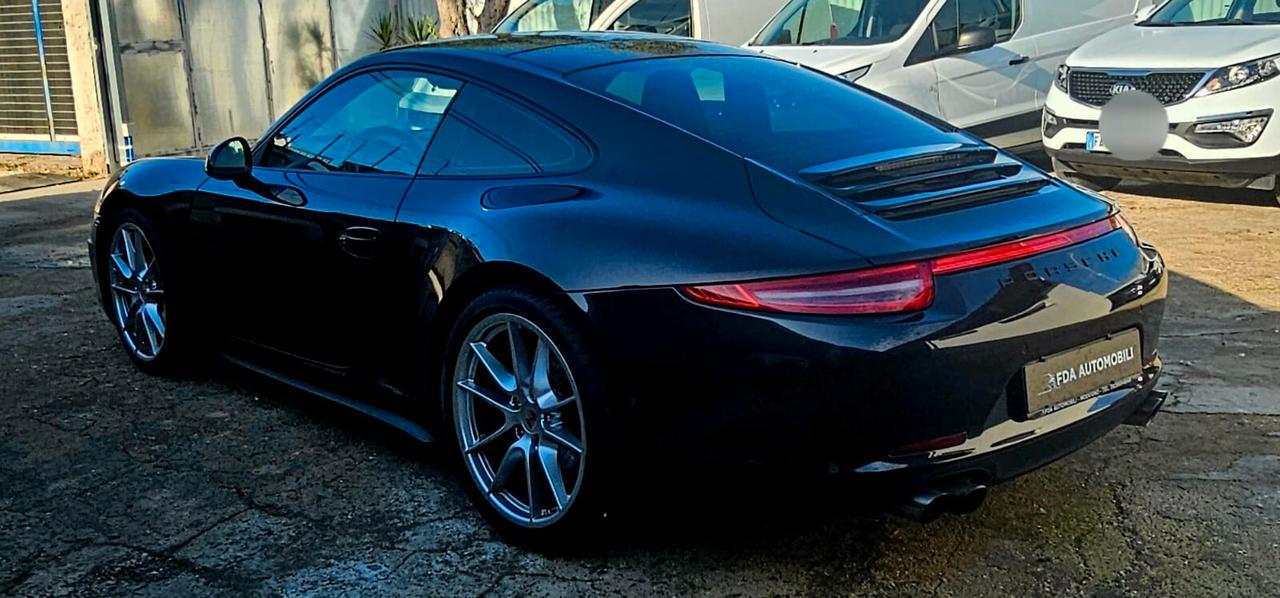 Porsche 911 3.8 Carrera 4S Coupé