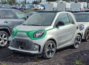 SINISTRATA Smart ForTwo EQ Passion