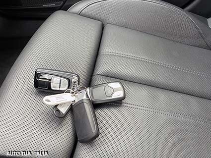 AUDI A4 AVANT BUSINESS 2.0TDI NAVI XENON LED