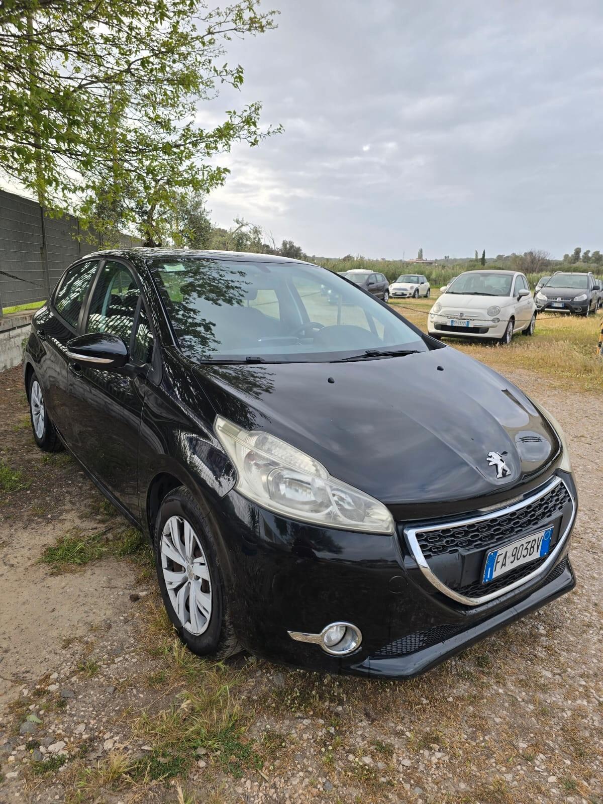 Peugeot 208 1.4 HDi 68 CV 5 porte Access