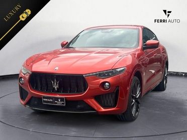 MASERATI Levante V8 580 CV AWD Trofeo