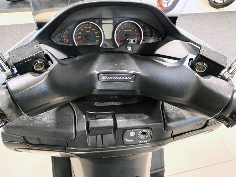 Suzuki Burgman 400 ABS