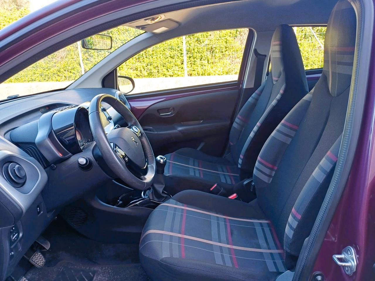 Peugeot 108 PureTech 82 5 porte Allure TOP!