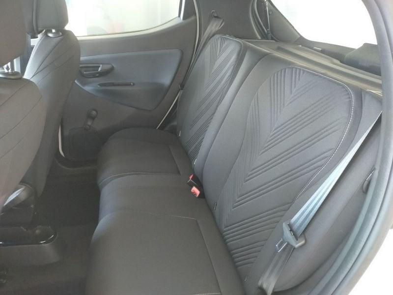 Lancia Ypsilon 1.0 FireFly 5 porte S&S Hybryd Gold KM0