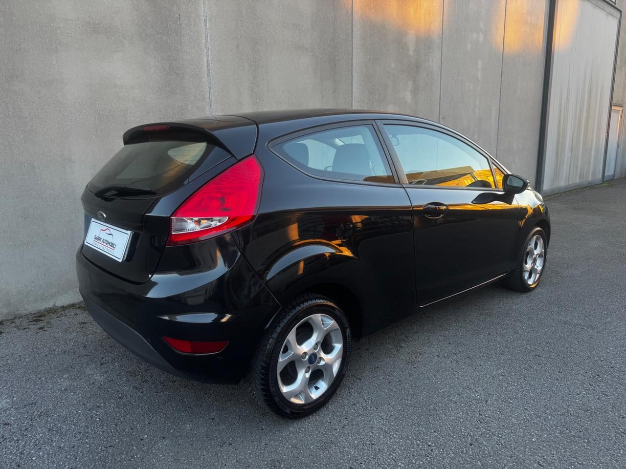 Ford Fiesta 1.2 TITANIUM UNIPRO OK NEOP