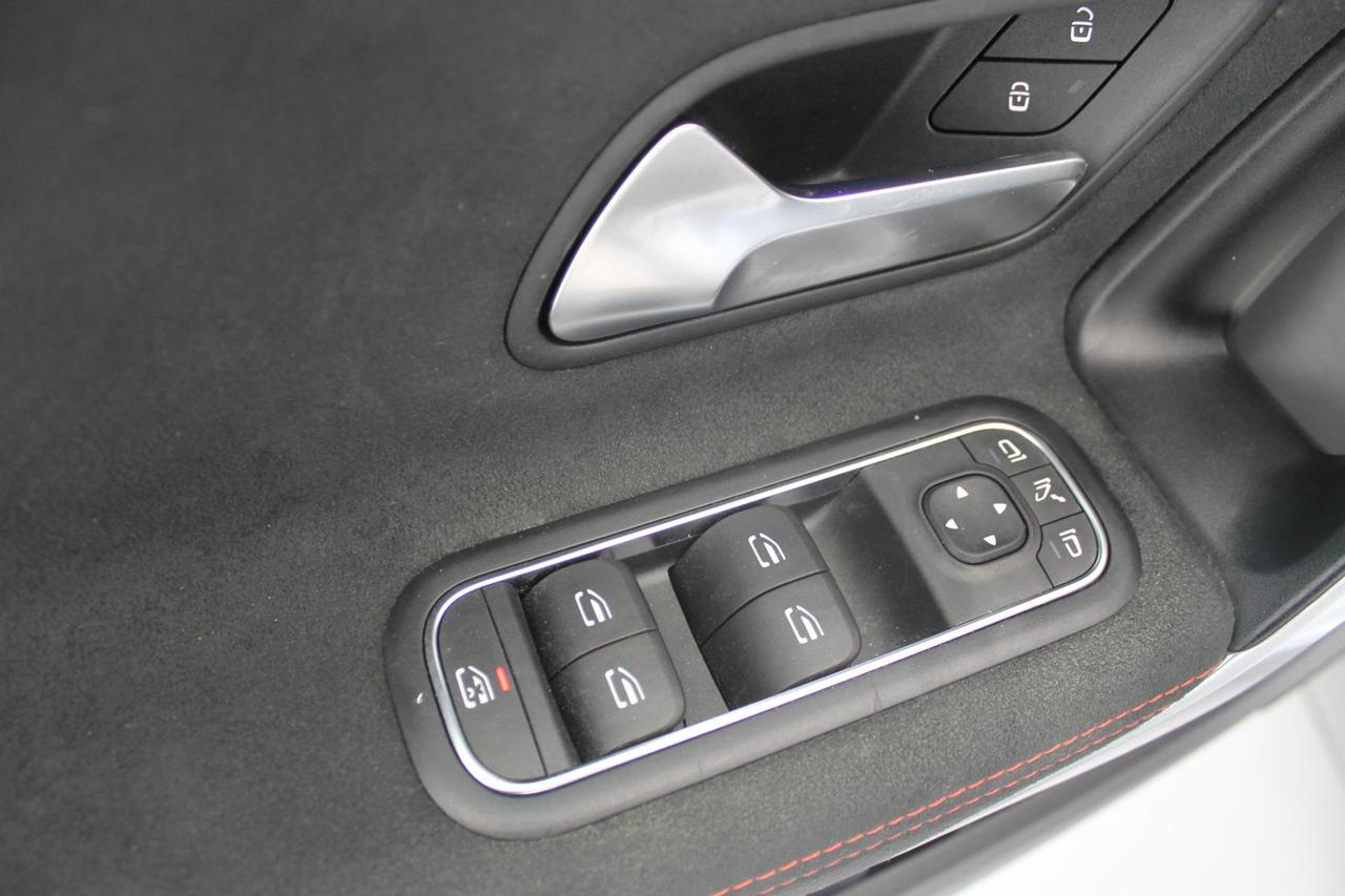 Mercedes Classe A 180 d Premium Auto AMG TETTO