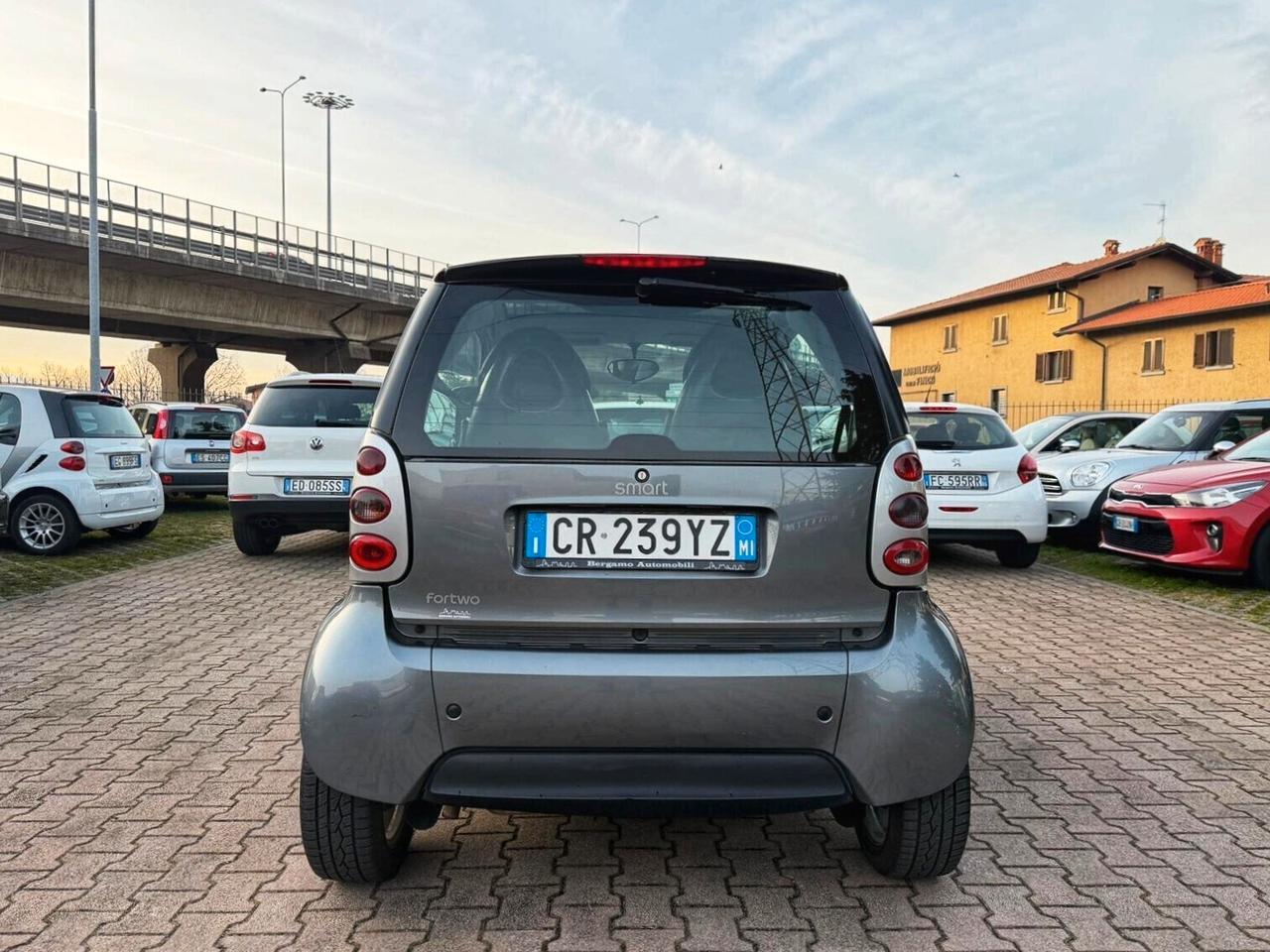 Smart ForTwo 700 coupé OK NEOPATENTATI TETTO PANORAMICO