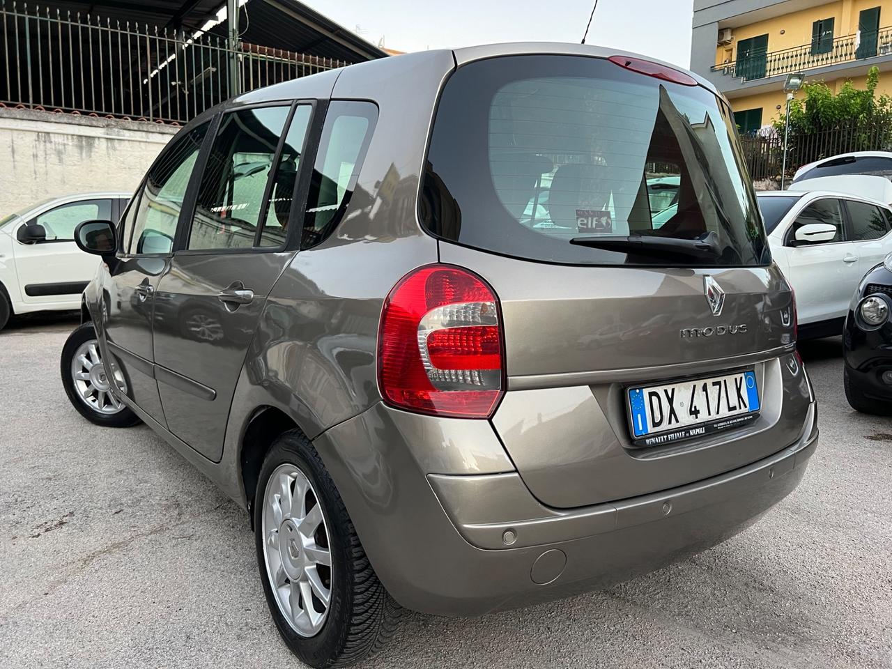 Renault Modus Grand 1.2 16V Dynamique