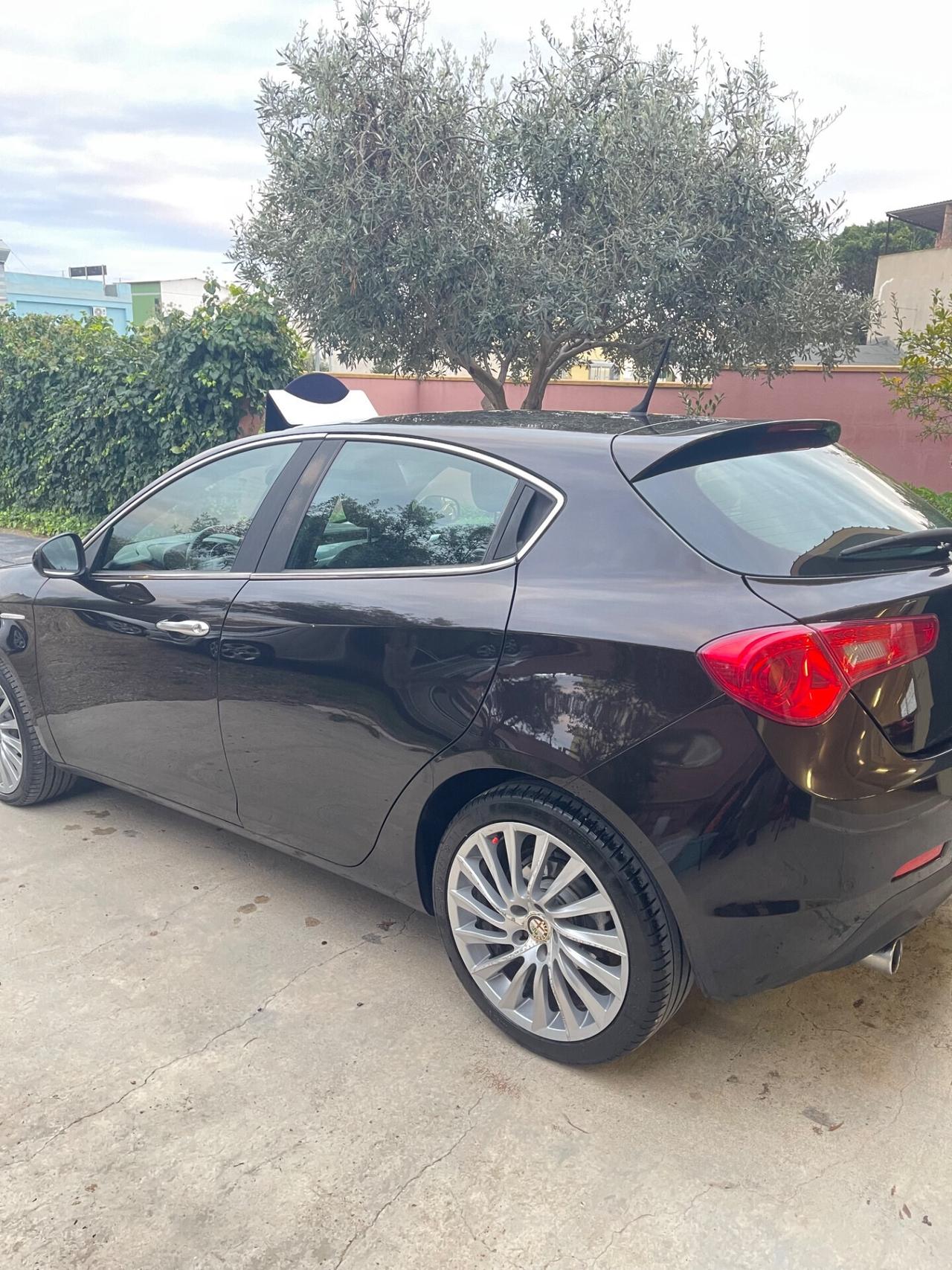 Alfa Romeo Giulietta 2.0 JTDm-2 170 CV Distinctive