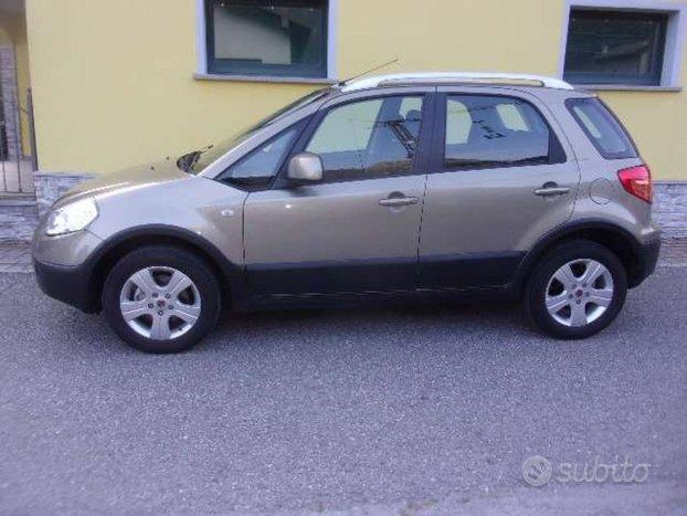 FIAT Sedici 1.6 16v Emotion 4x4 107cv-99.000 km