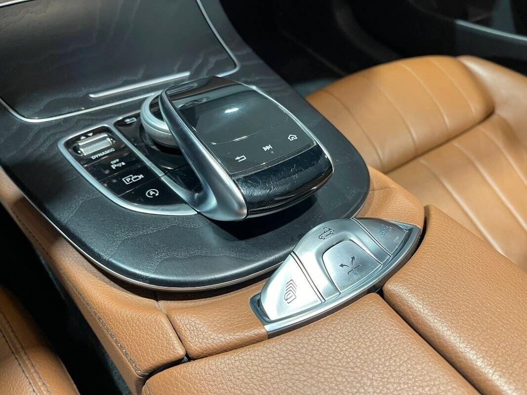 Mercedes-benz E 220 d Auto Cabrio Premium AMG, luci ambient.