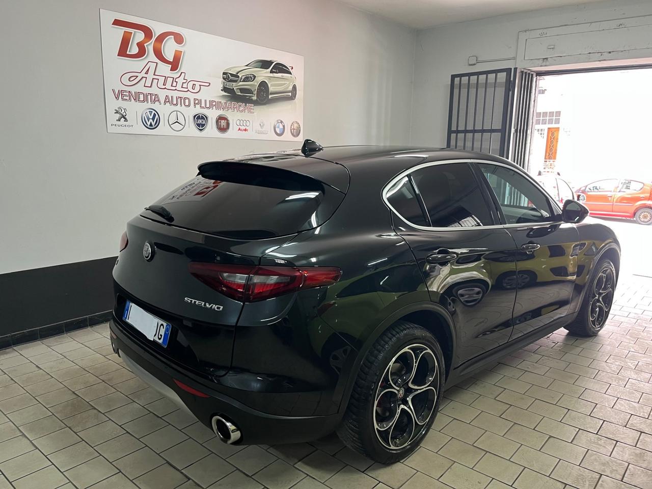 Alfa Romeo Stelvio 2.2 210 CV AT8 Q4 Executive