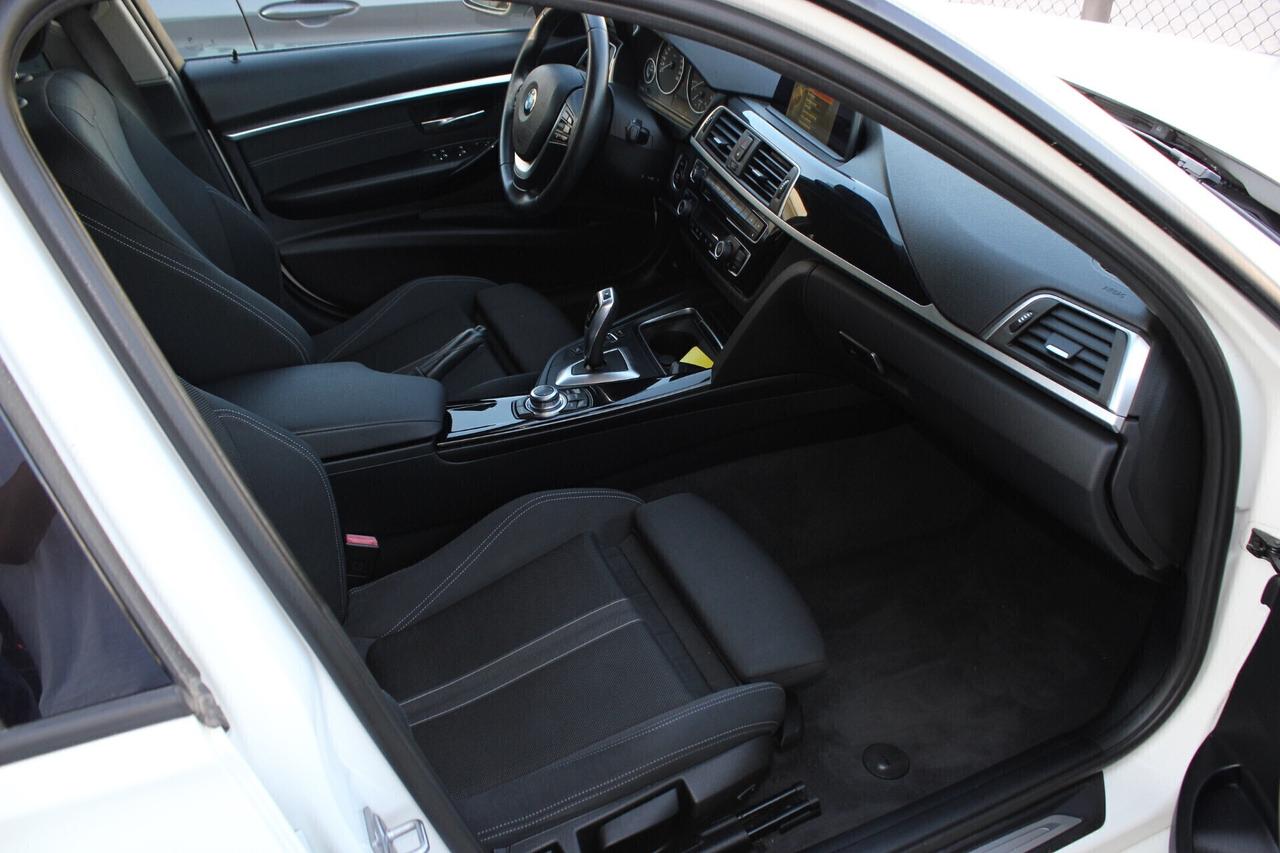 ° BMW 316 . Finanziamento Da 252€