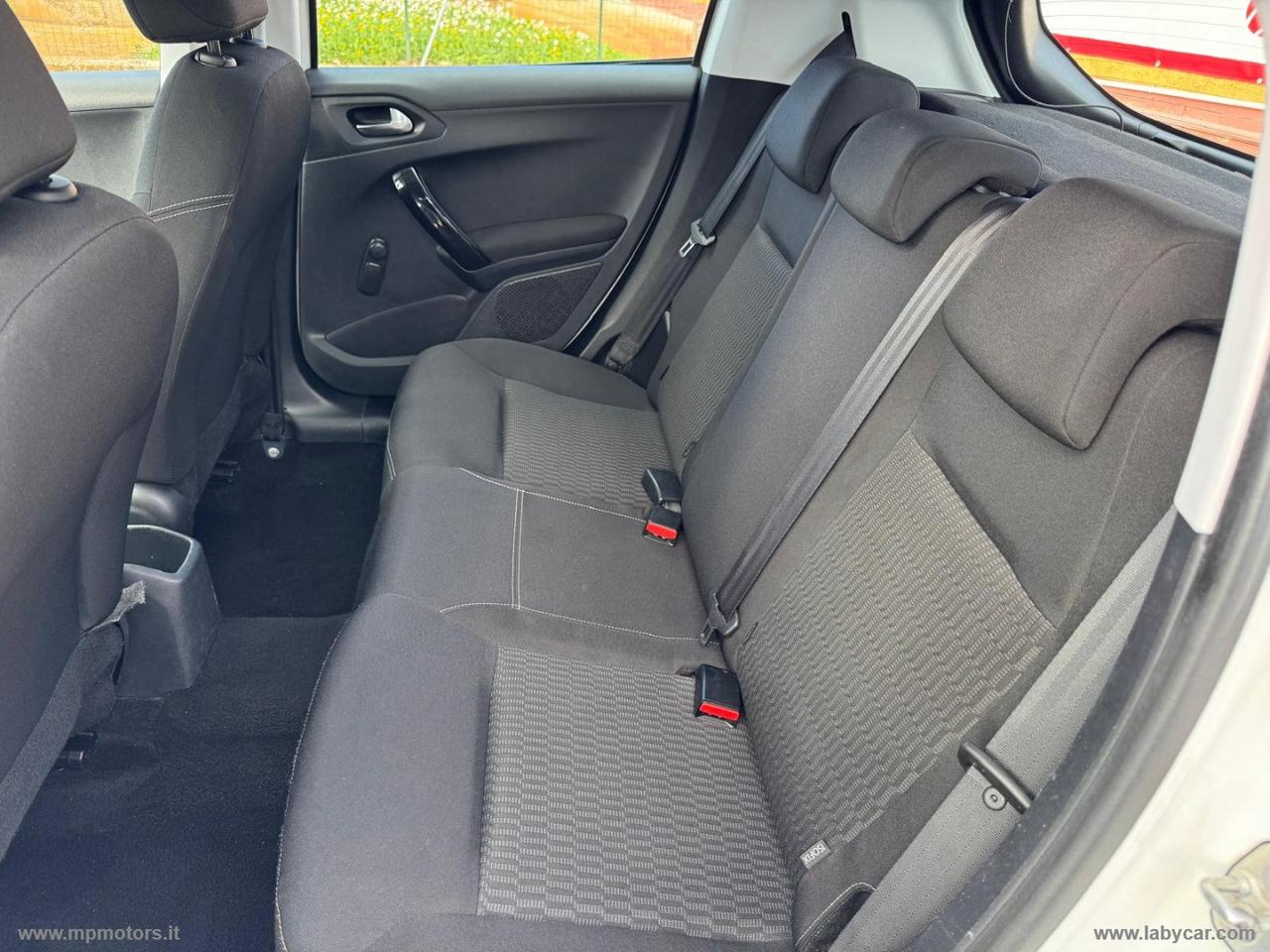 PEUGEOT 208 ALLURE 1.2 82CV 5P.