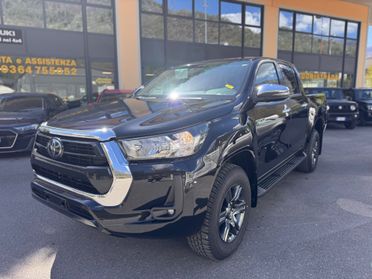 Toyota Hilux 2.8 D-4D A/T 4WD 48V 4 porte Double Cab Lounge