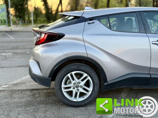 TOYOTA C-HR 1.8 Hybrid E-CVT Active
