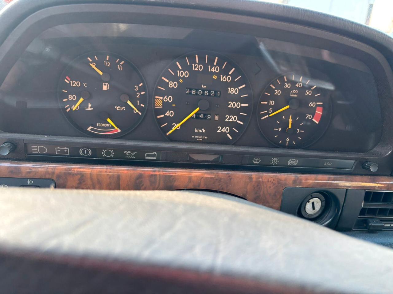 Mercedes-benz S 300 SE cat