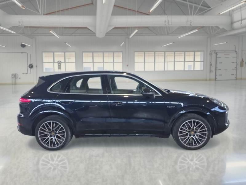 Porsche Cayenne 3.0 e-hybrid tiptronic