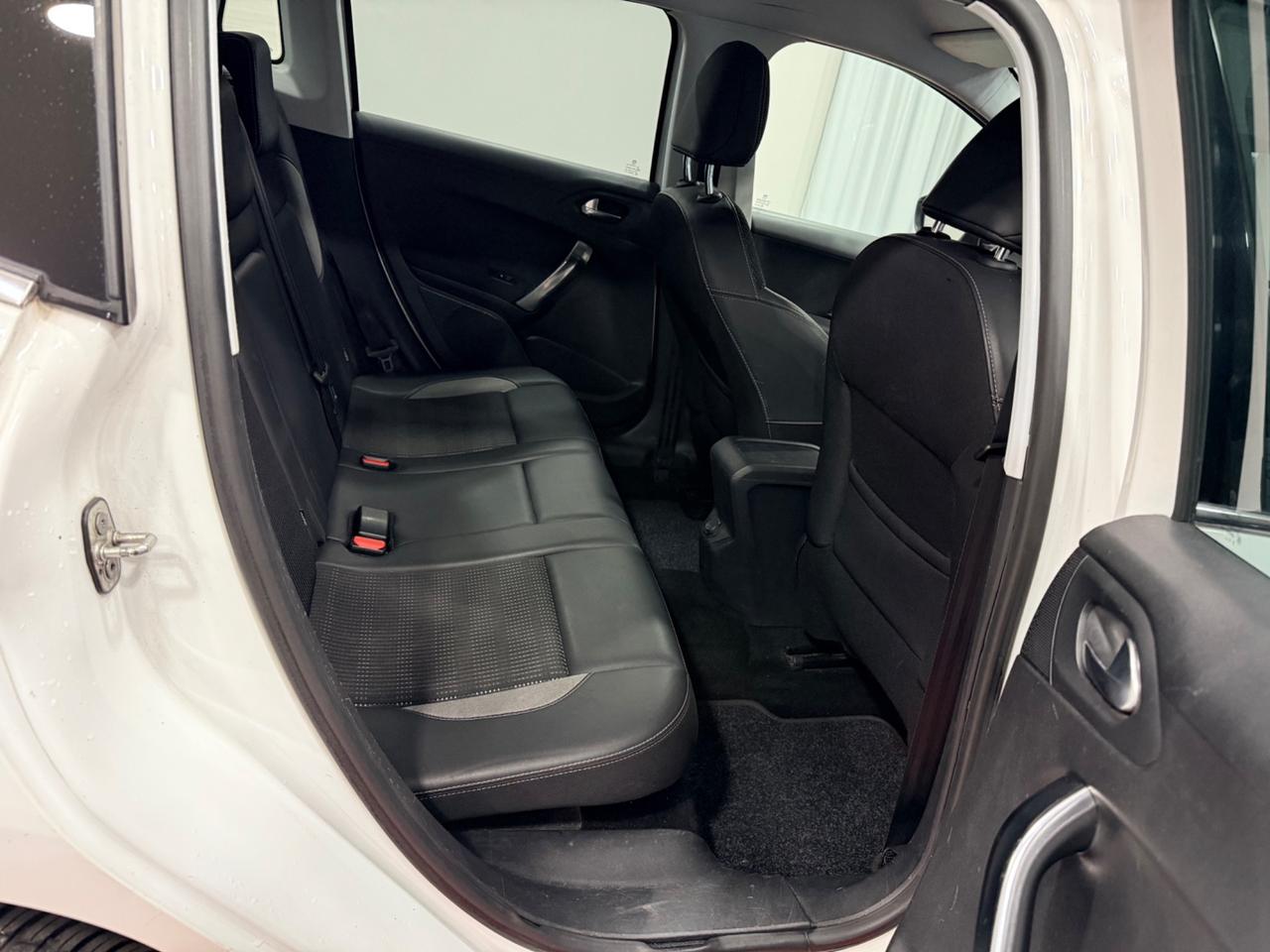 Peugeot 2008 OK NEOPATENTATI