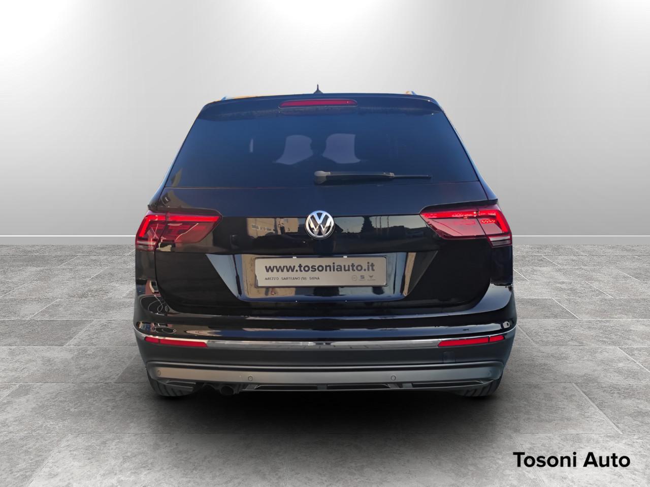 VOLKSWAGEN Tiguan 2.0 tdi Executive 150cv dsg