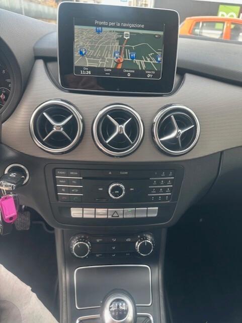 MERCEDES CLASSE B SOLI 112 MILA KM