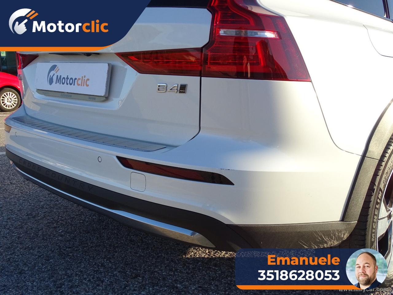 VOLVO V60 Cross Country B4