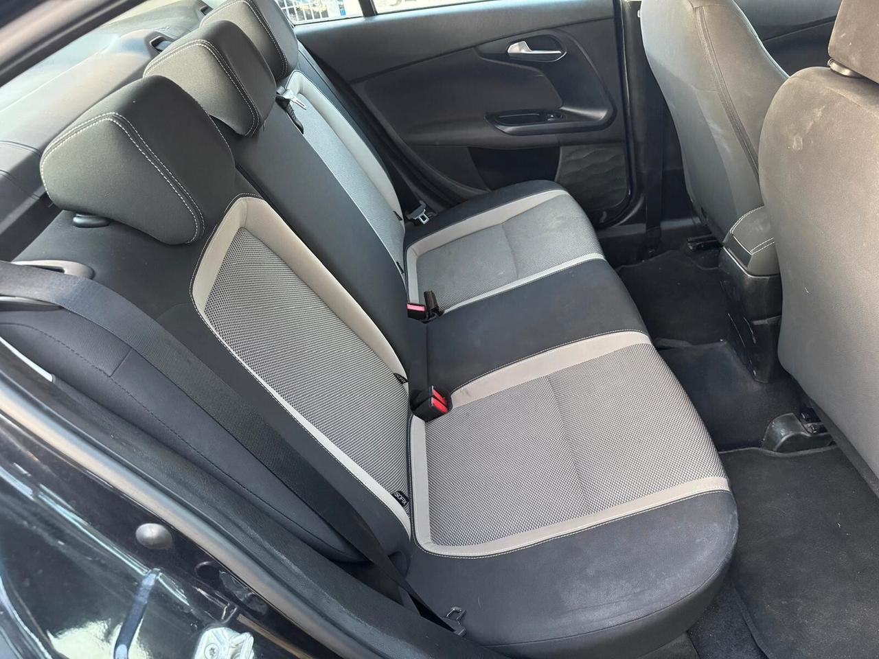 Fiat Tipo 1.3 Mjt 4 porte NEOPATEN GARANZIA 12 MESI