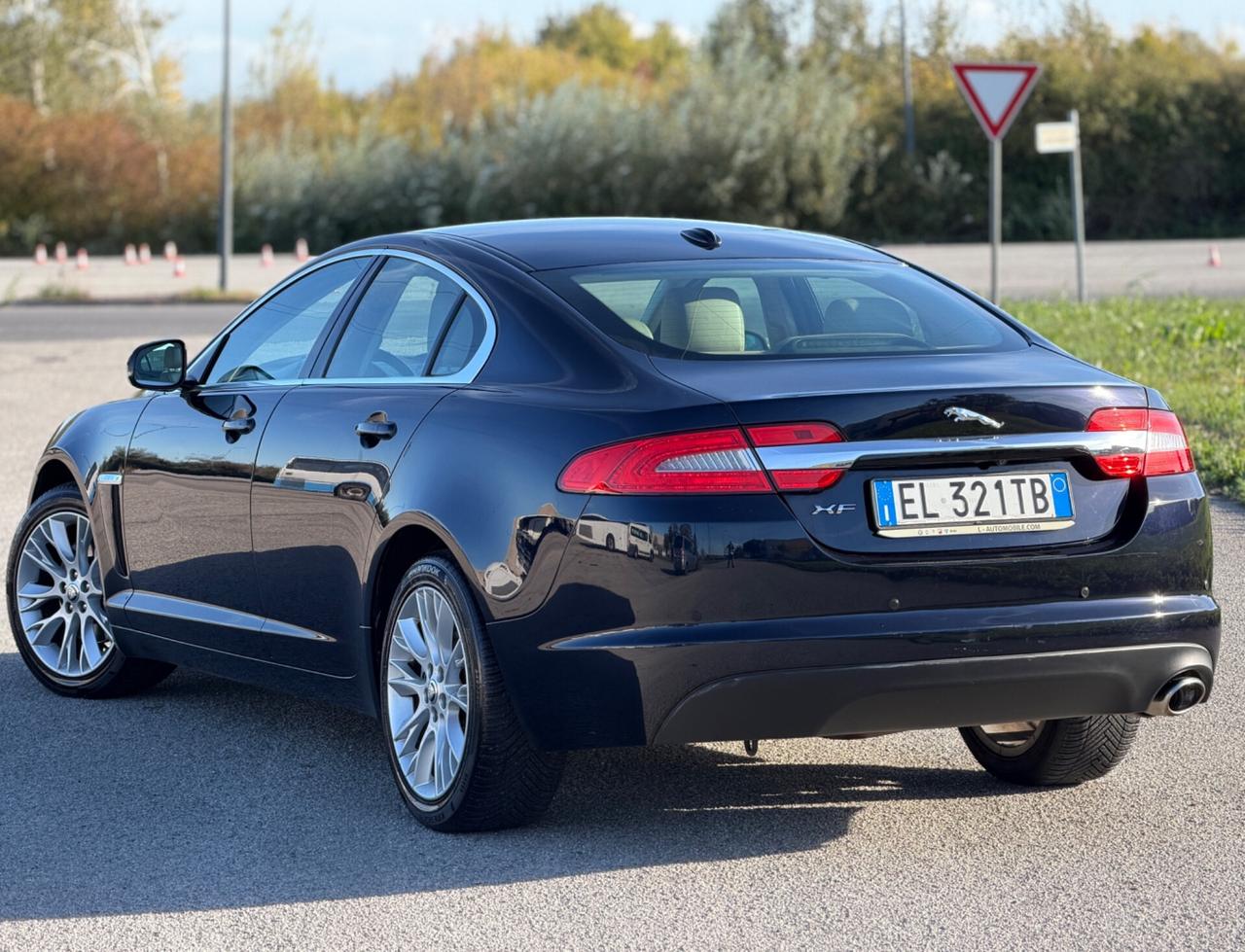 Jaguar XF 2.2 D 190 CV