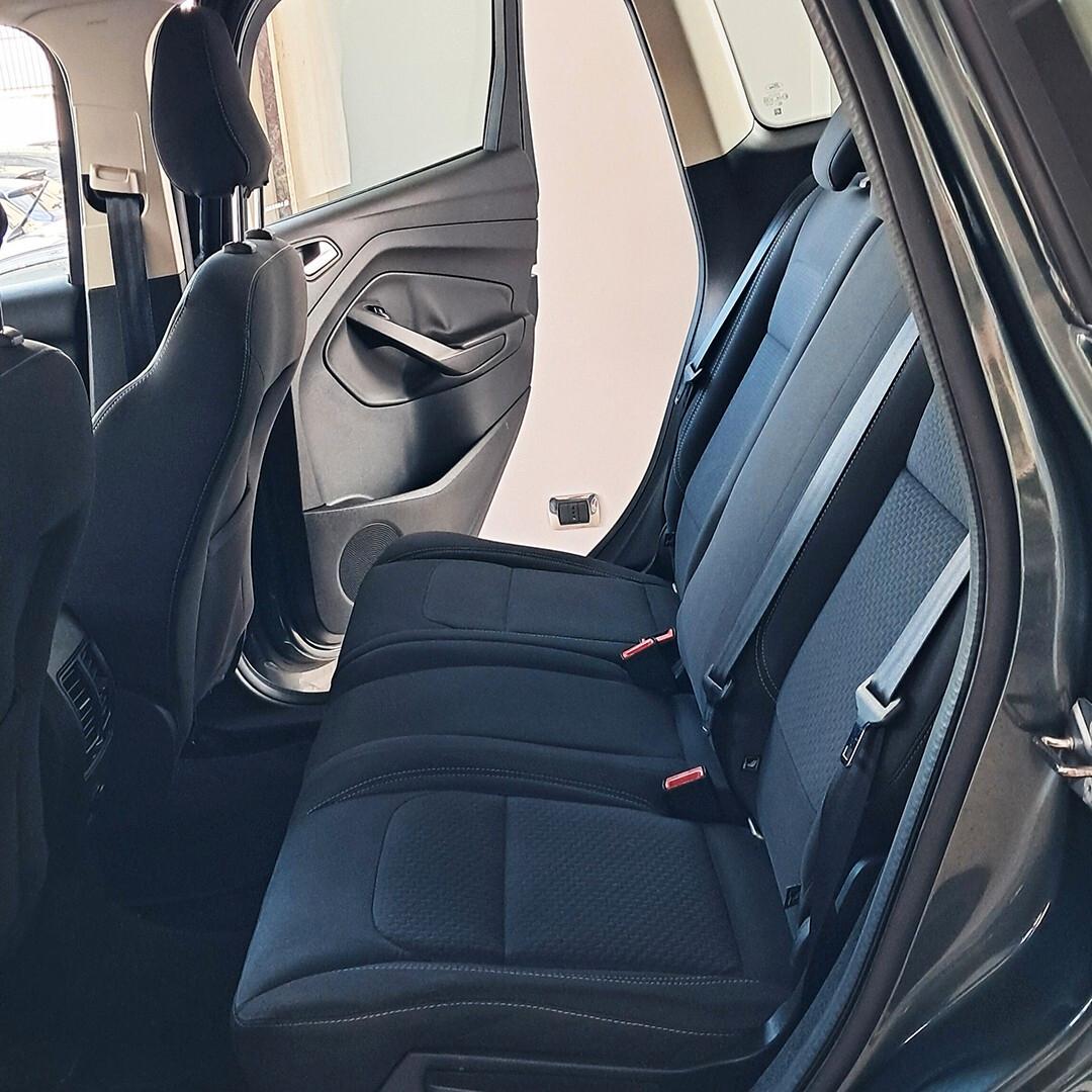 Ford Kuga 1.5 TDCI 120 CV S&S 2WD Titanium