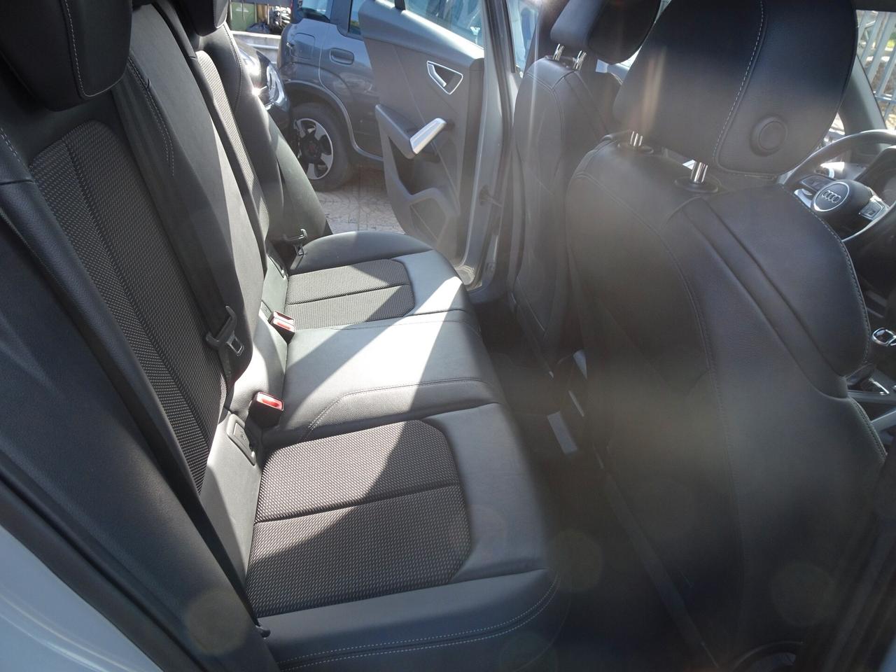 Audi Q2 35 TDI S Tronic S Line Edition