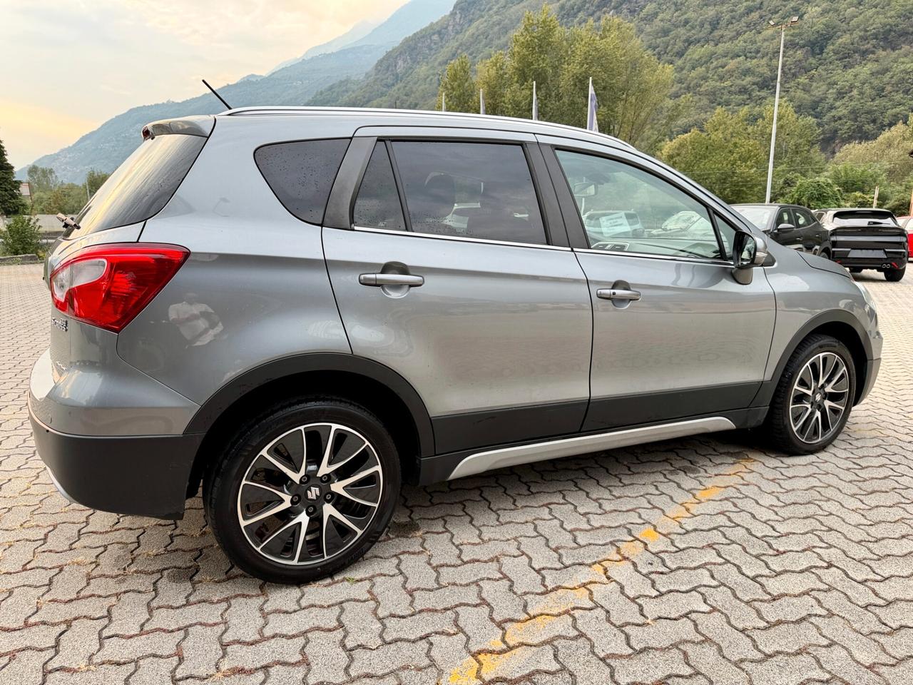 Suzuki S-Cross 1.6 DDiS Start&Stop 4WD All Grip Cool